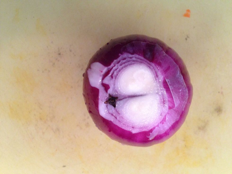 Don't forget an onion with a clove !