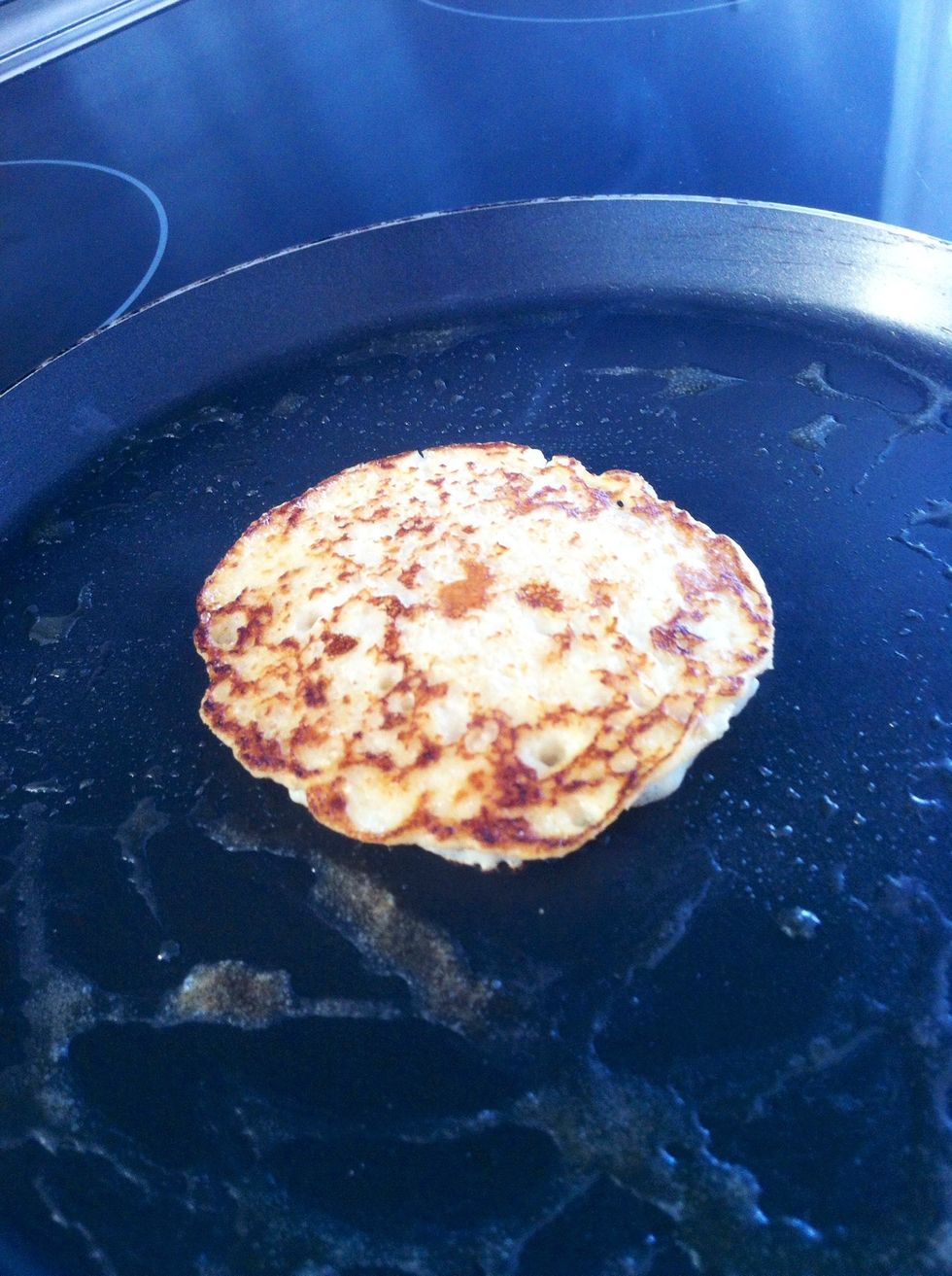 Don't forget to flip the pancakes, it's okay if the pancakes aren't 100% baked inside, you should just make sure that they have been heaten up inside so you won't get salmonella.