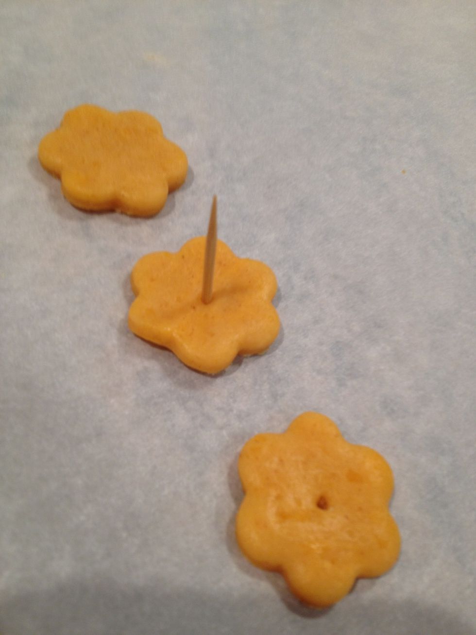 Don't forget to make dimples in each one with a cut off toothpick or similar tool