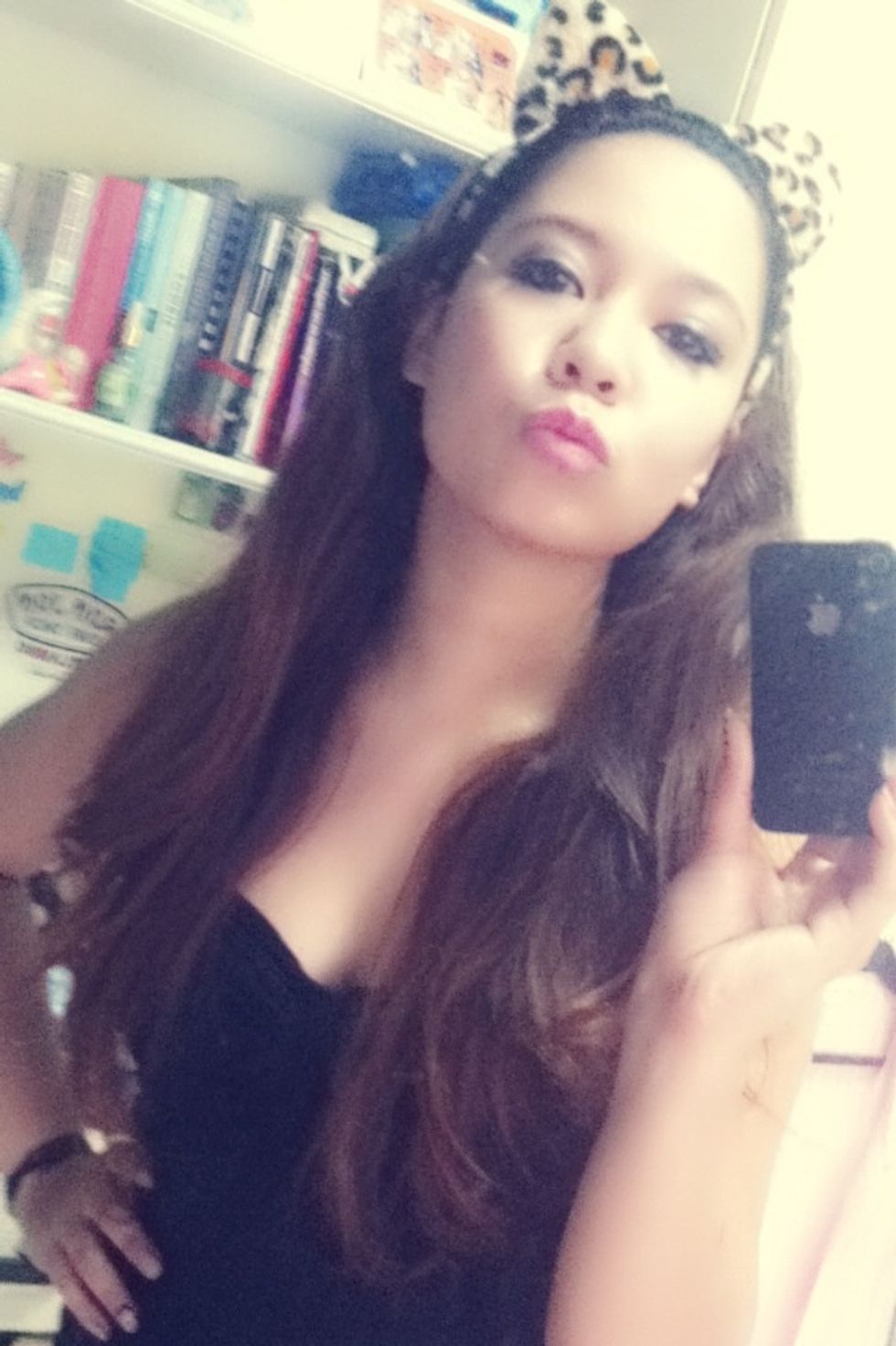 Don't forget to wear the attitude to be that sassy heartbreaker. Now Im off with this look! thanks for checking my guide i dont know if it'll help. See you for more! Xoxo \ud83d\udc8b