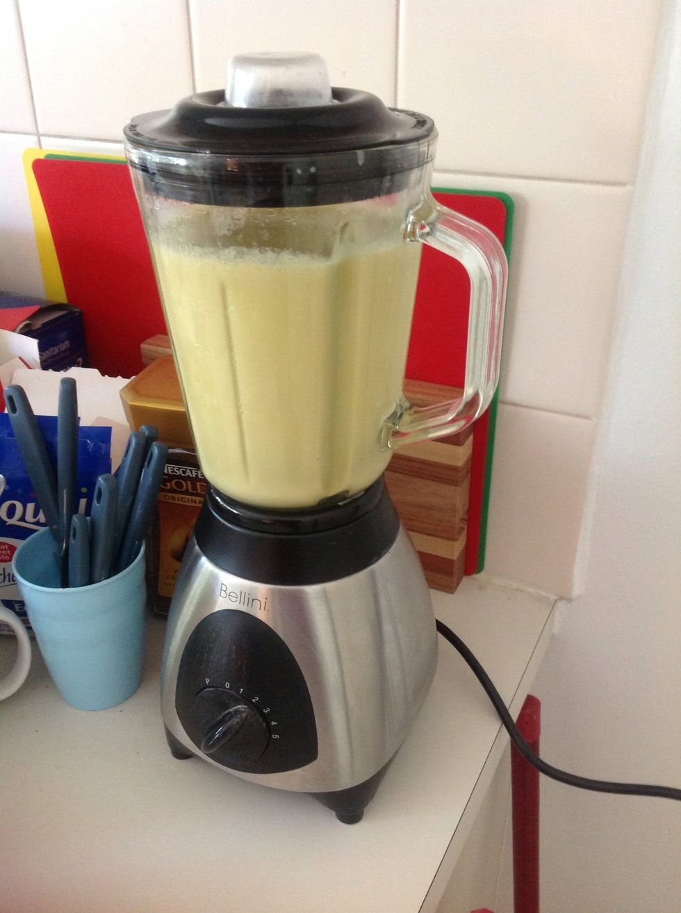 Don't you just love it when your concoction changes colour? Switch off the blender.