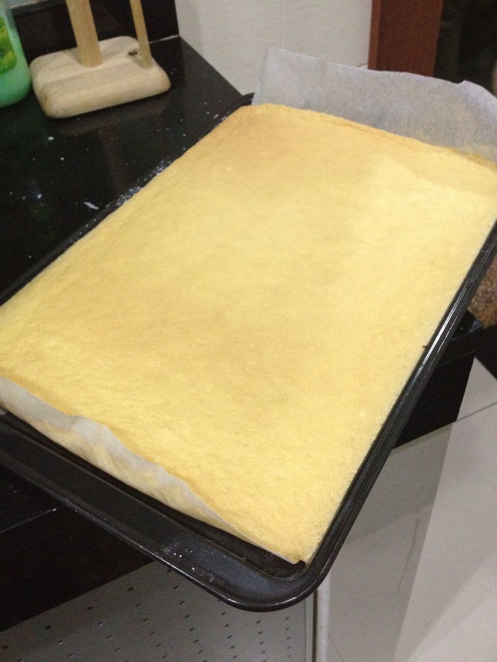 Done! It shouldn't develop too much colour but cooked all the way through. Let it cool for 10-20 minutes.
