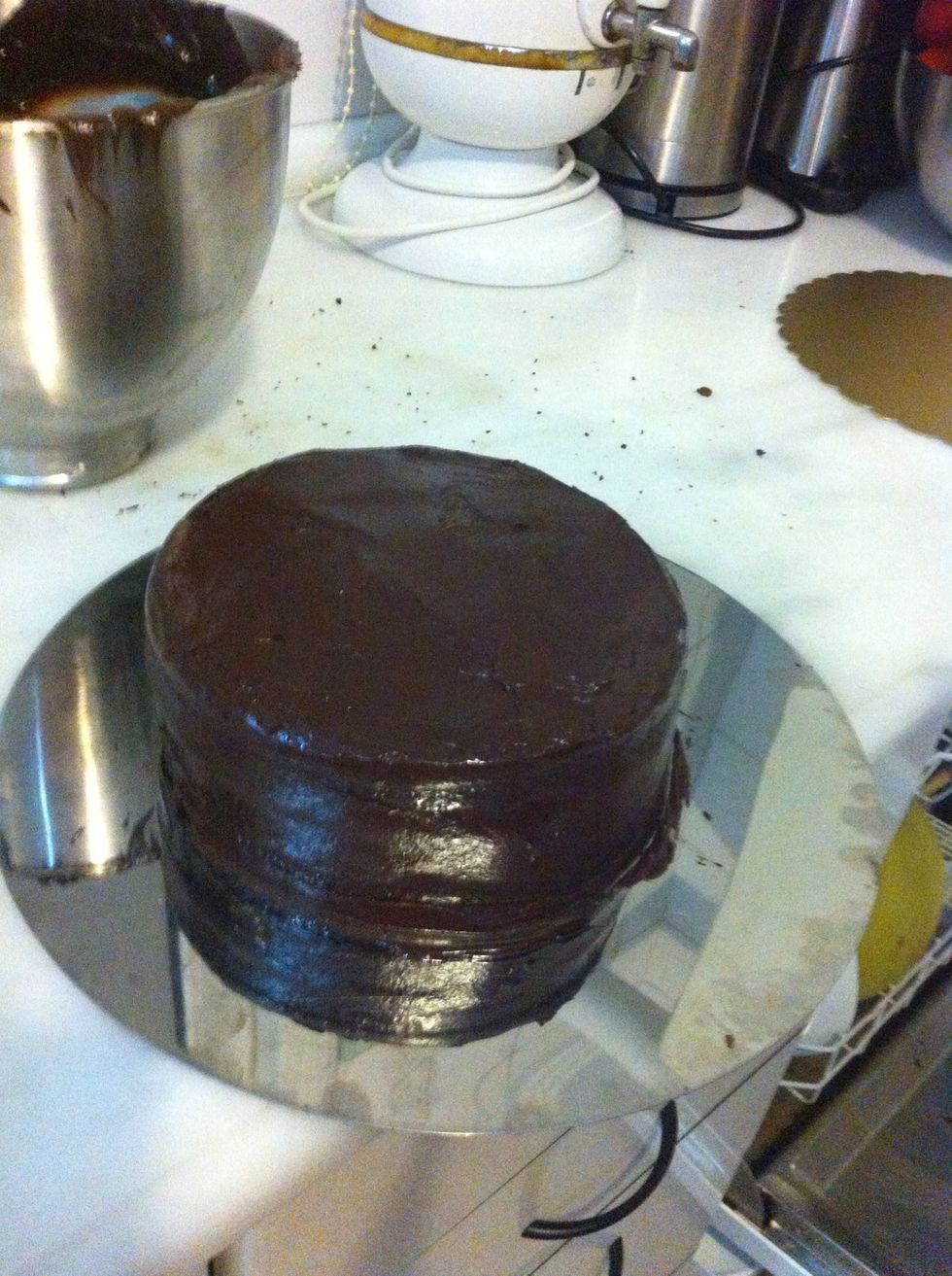 Done... Now let it frost in the fridge for another 4 hours....