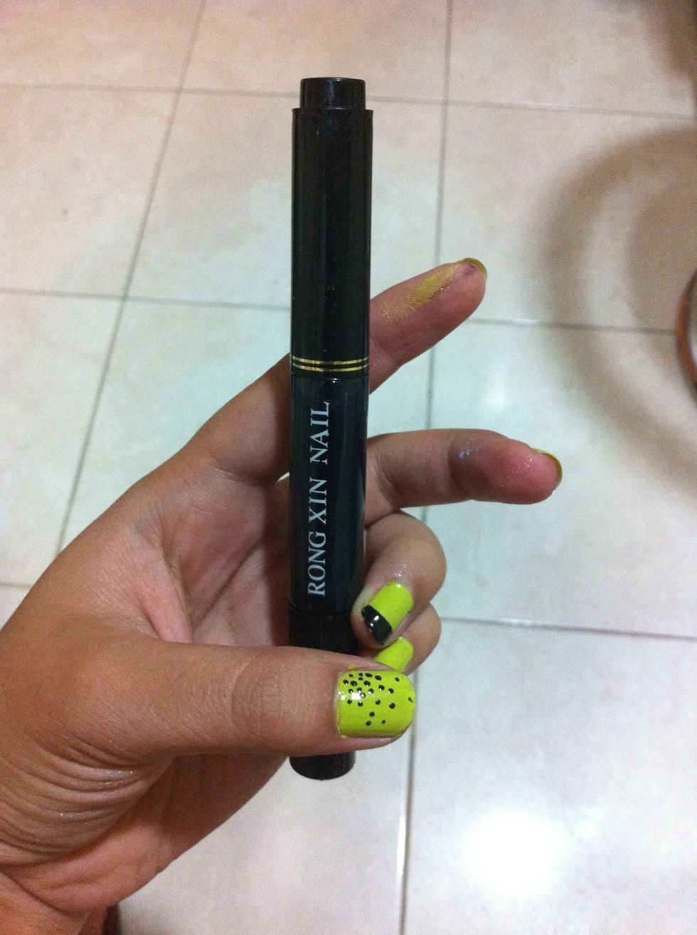 Dont waste ur time and while u r waiting start designing ur nails.\ue00e