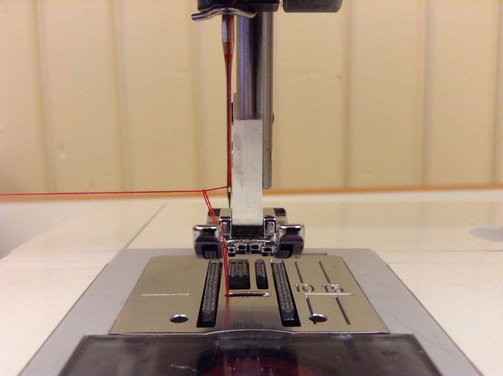 Dra i \u00f6vertr\u00e5den s\u00e5 att en \u00f6gla av undertr\u00e5den kommer upp.