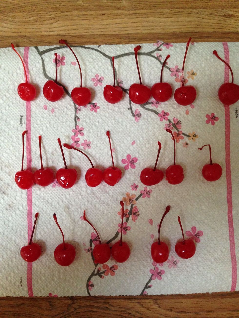 Drain and completely dry your cherries with a paper towel.