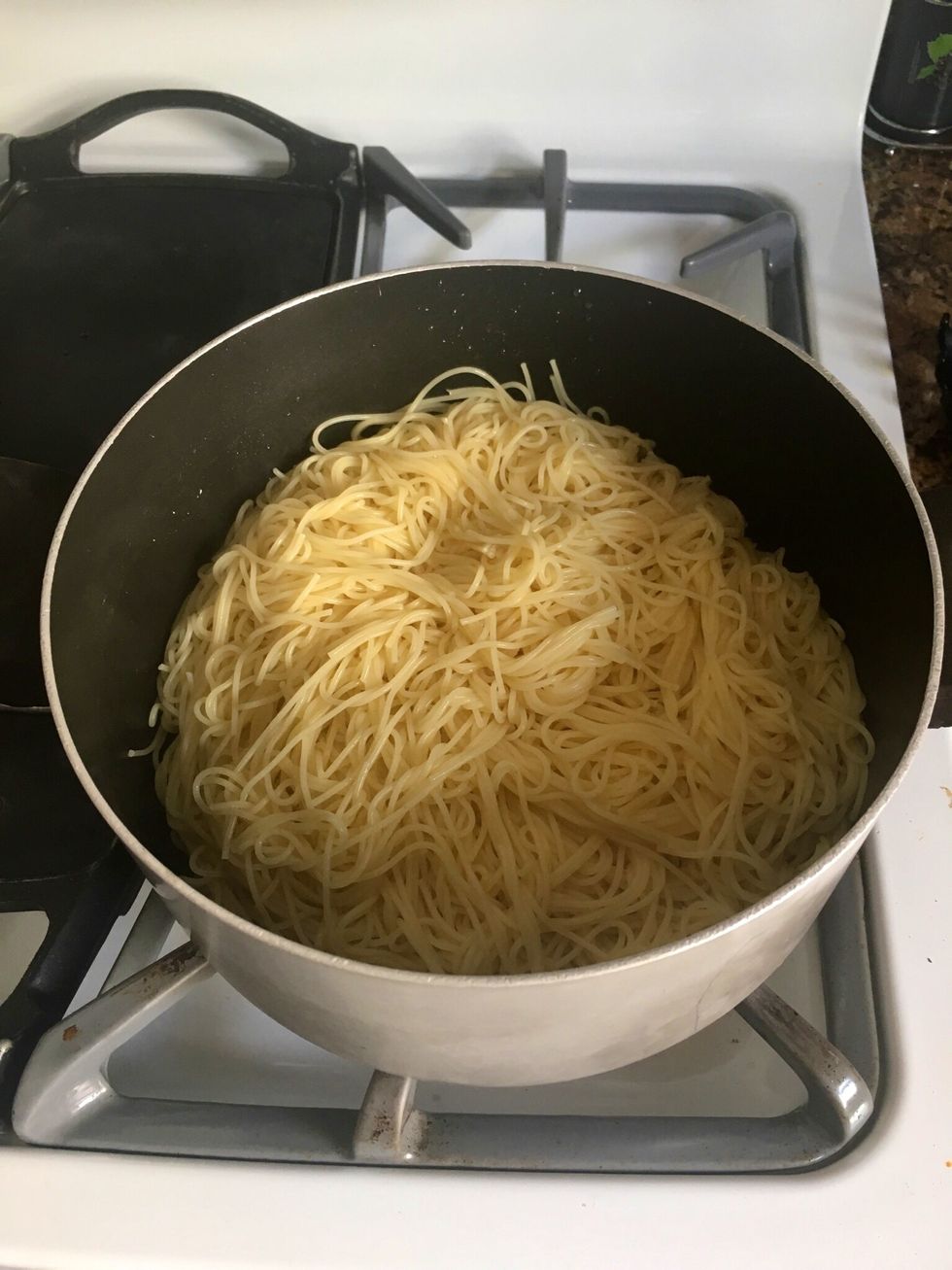 Drain noodles