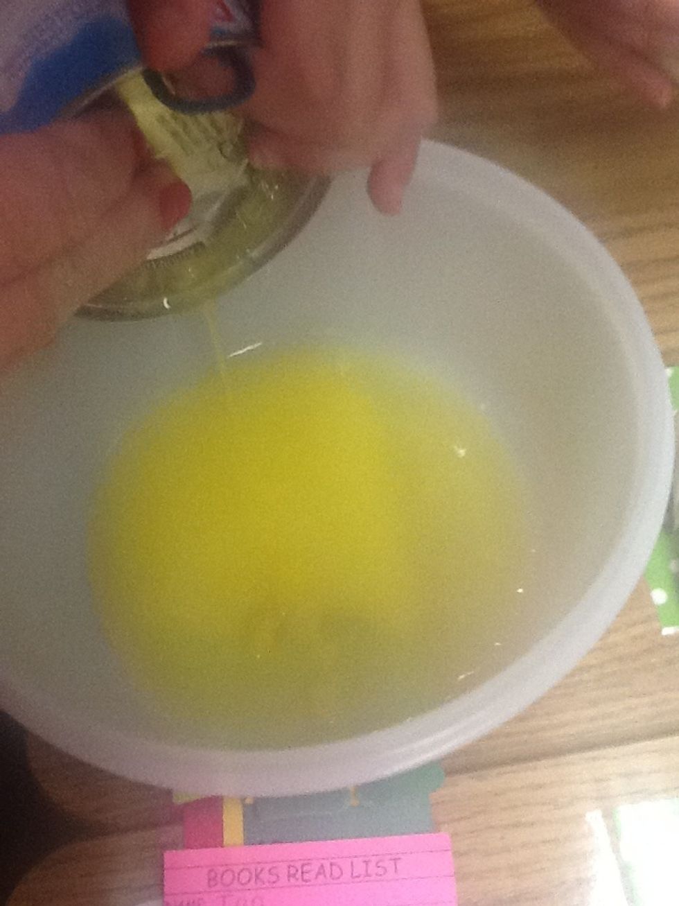 Drain pineapple juice