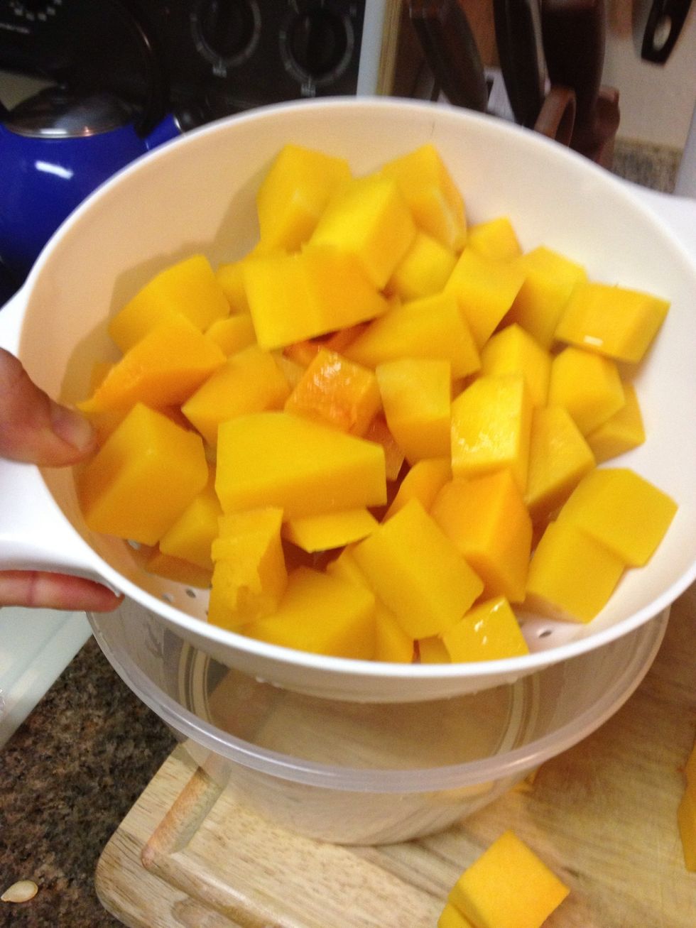 Drain squash in a colander, reserve juice.