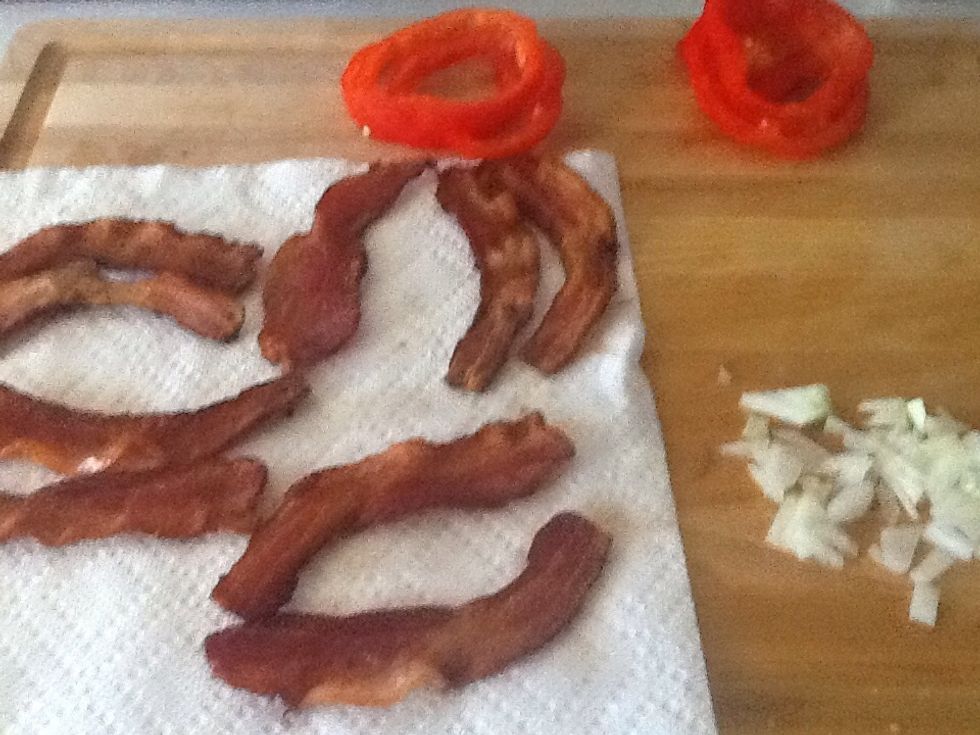Drain the bacon on paper towel.