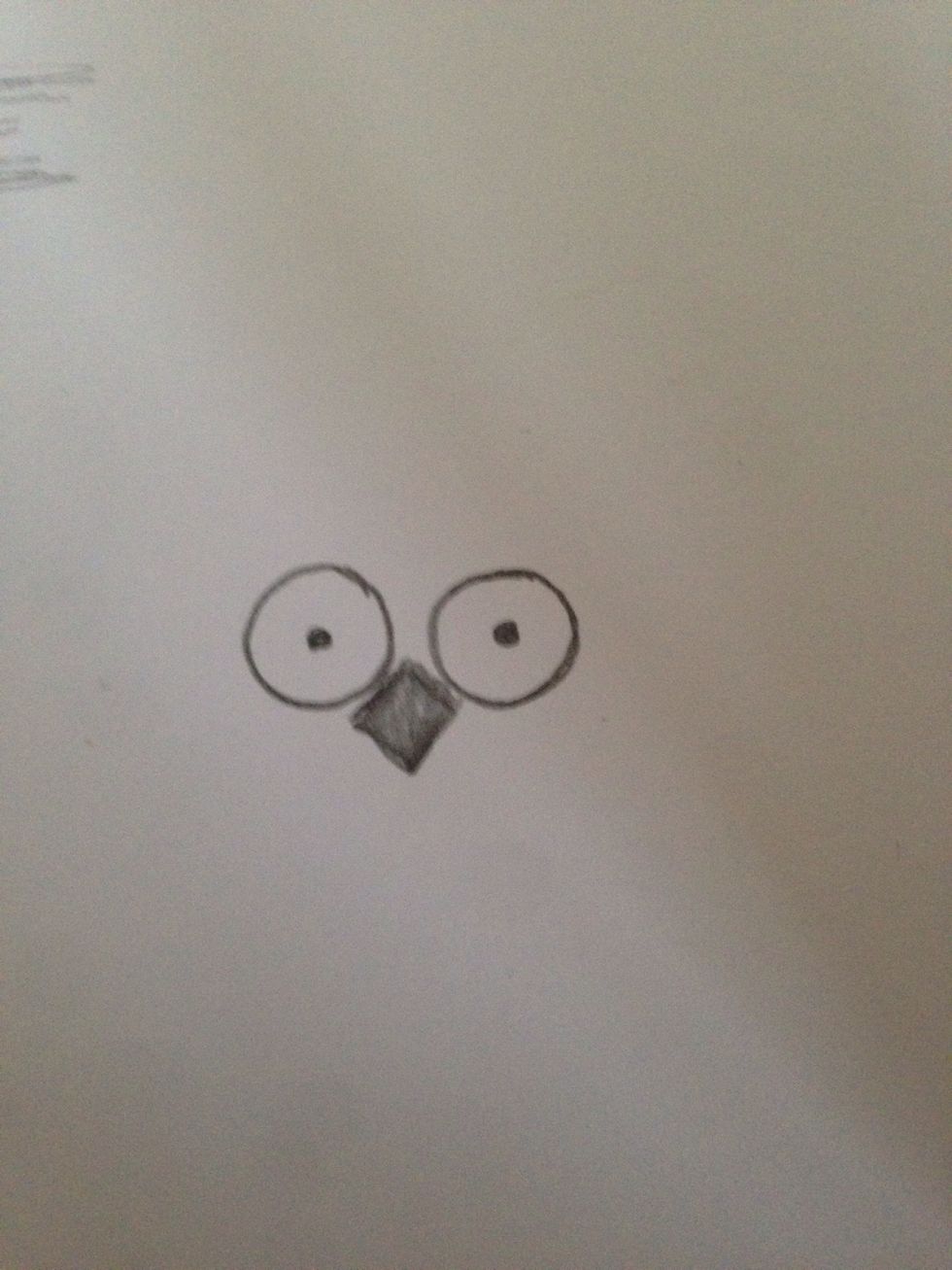 Draw a diamond between the circles