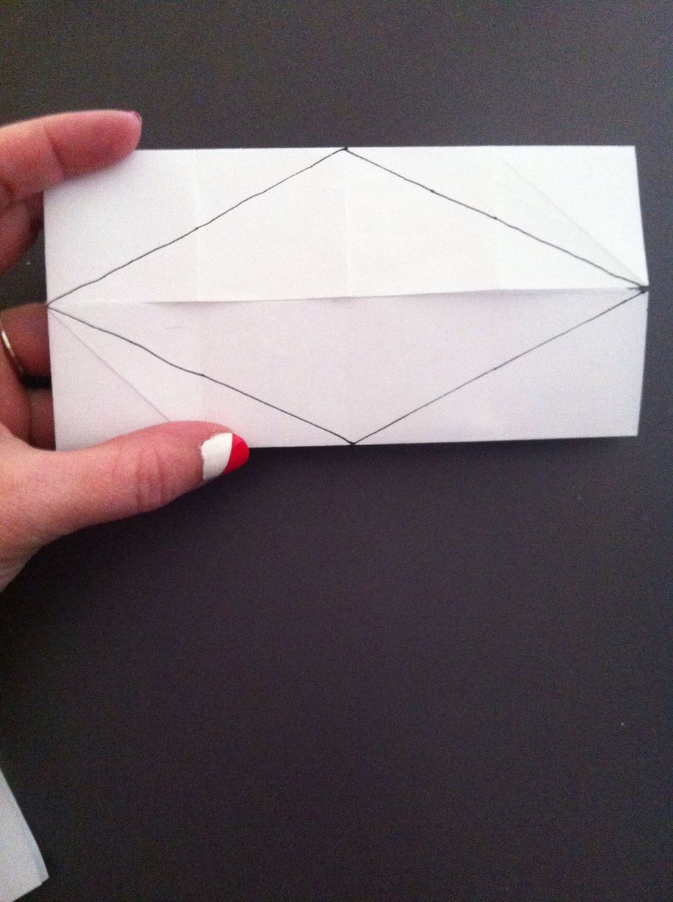 Draw a diamond (it won't show later).