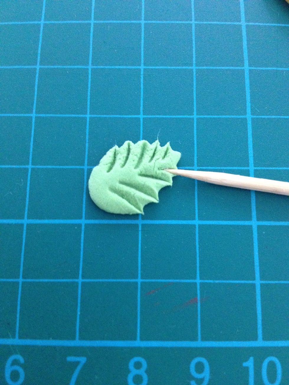 Draw line to make it become the leaf.