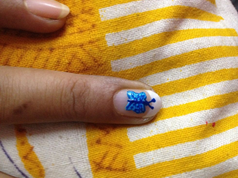 Draw the details I drew partitions in the wings more lik Criss cross