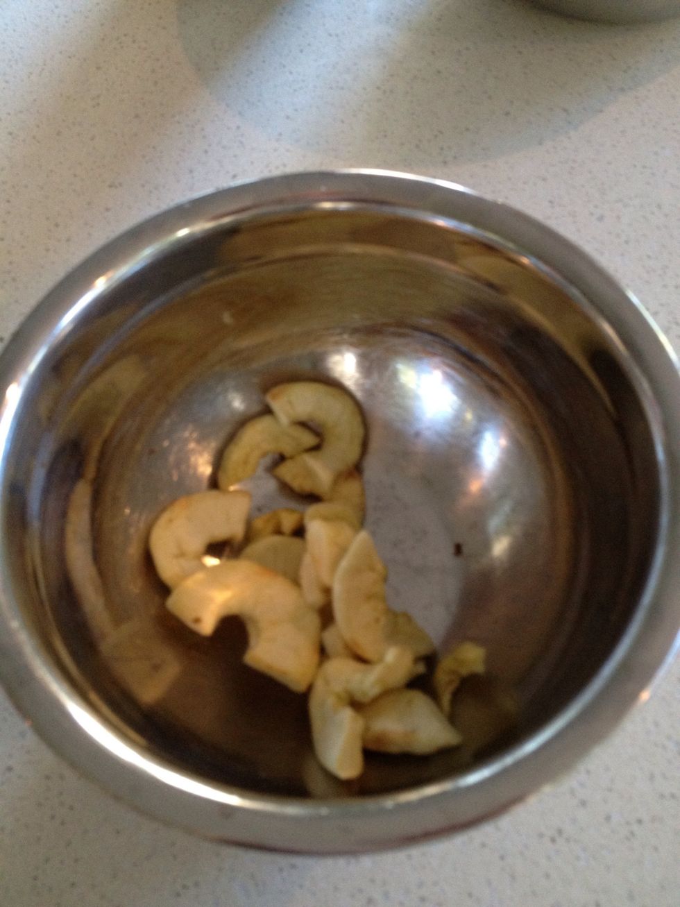 Dried apple
