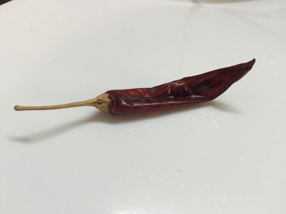 Dried red chilli