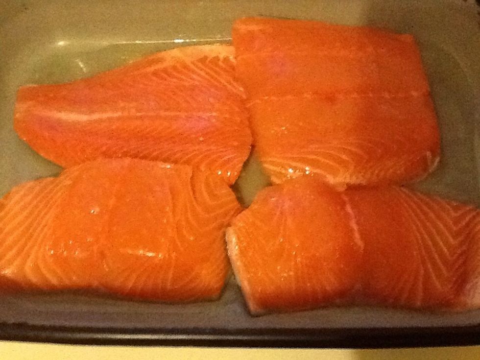Drizzle salmon with lemon juice and cook for 25minutes on 200C