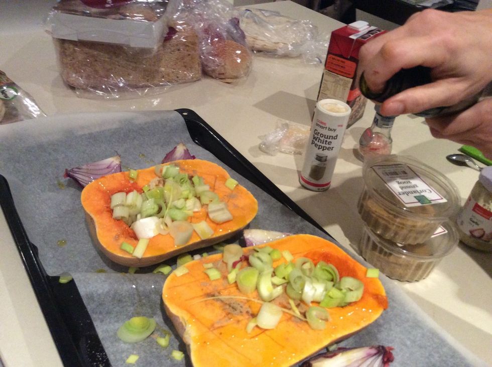 Drizzle the tray with olive oil