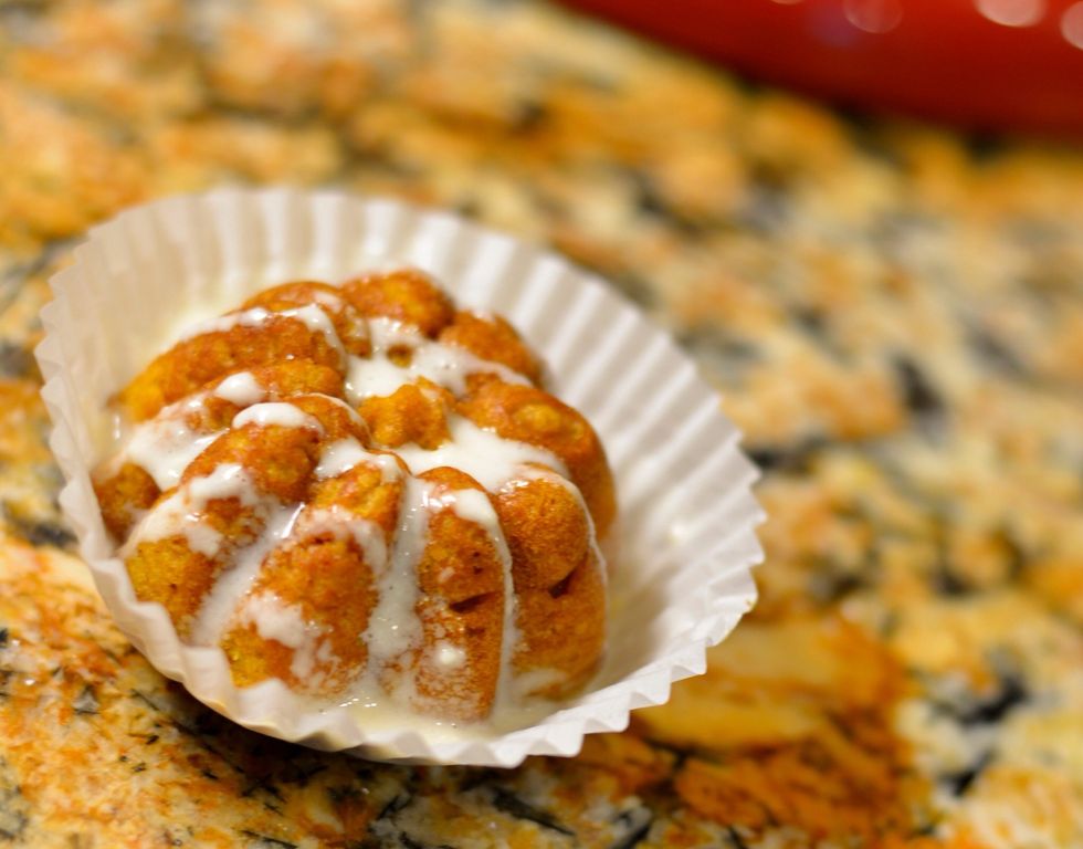 Drizzle your little muffins.. And chill!