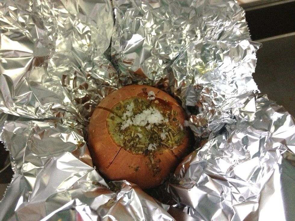 Drizzled lil bit of extra virgin olive oil, pinch of oil and pinch of dried herbs. I choose the Italian spice mixture