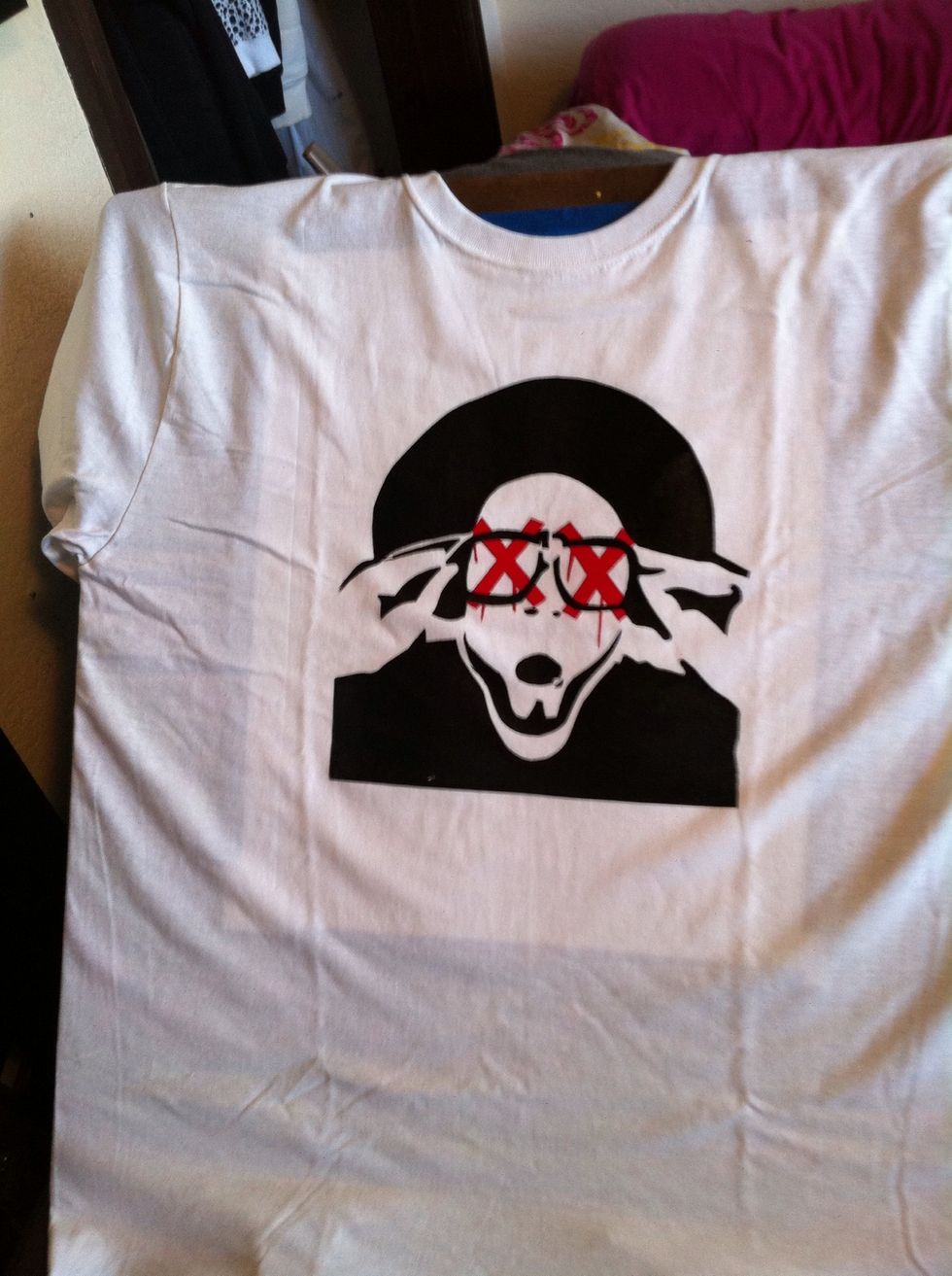 Dry first color with a blow dryer or you can wait if you want. Then pull the second color and wait till its dry.