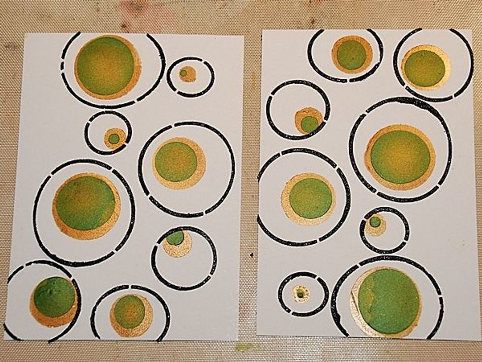 Dry with the heatgun (I made more cards).