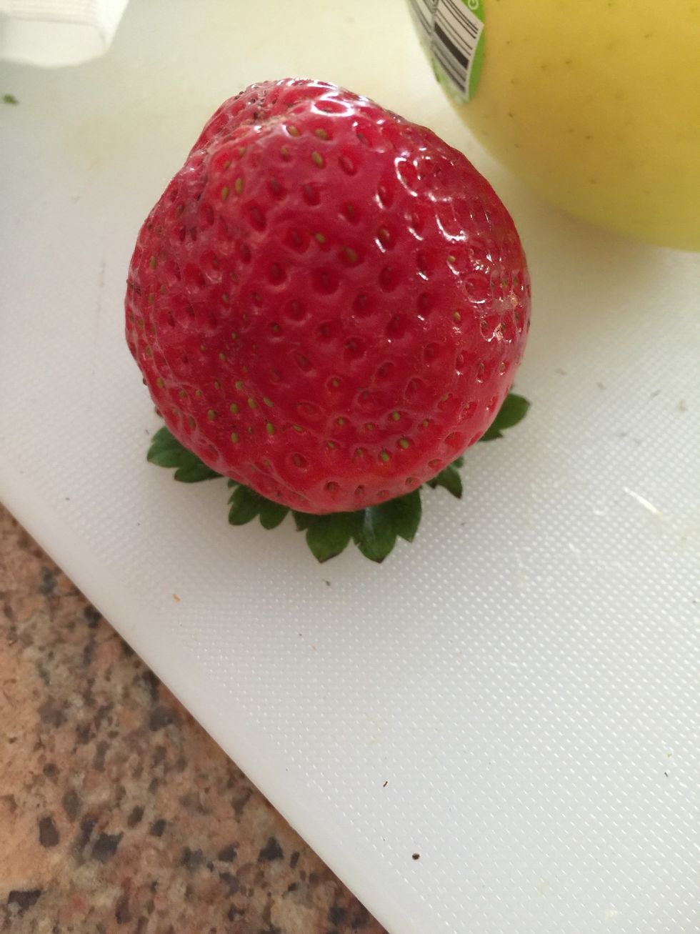 Dry your starwberries