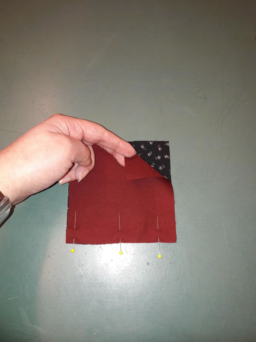 Dubbelkolla s\u00e5 att de fina sidorna ligga mot varandra! \ud83d\ude42