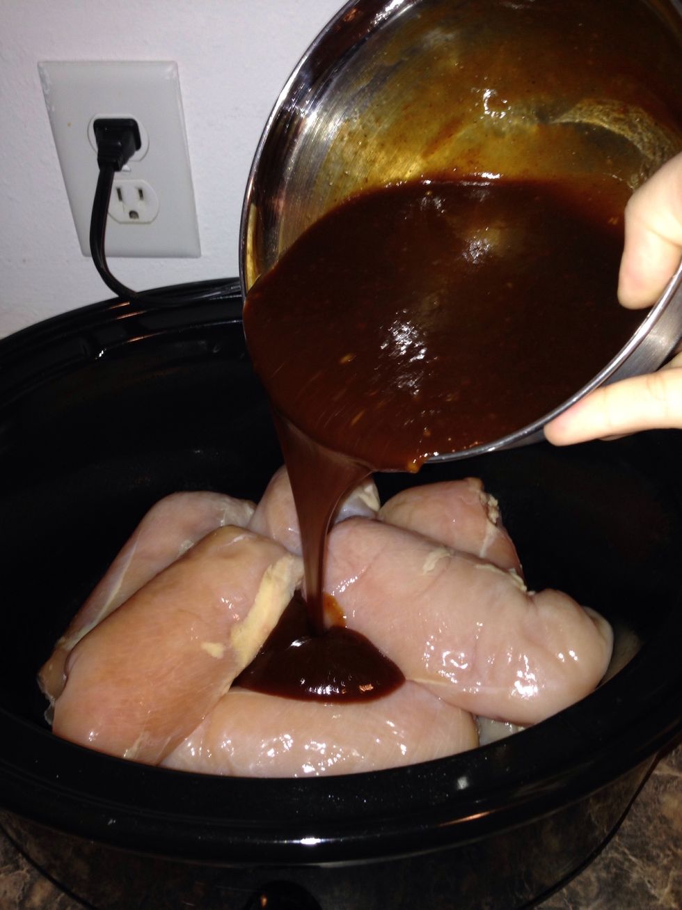 Dump the BBQ mixture evenly over the chicken.