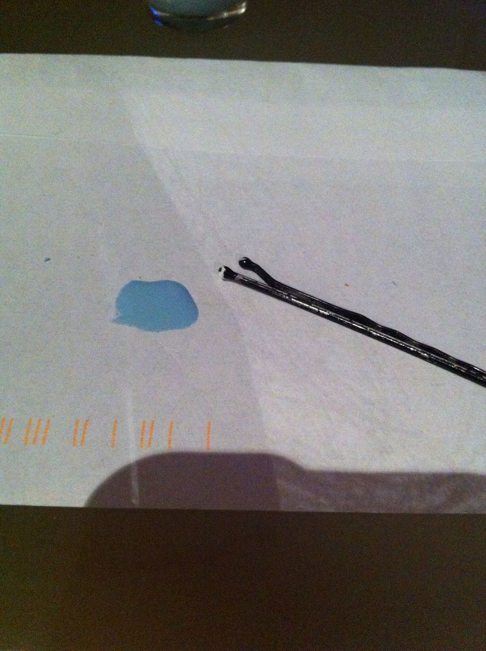 Dump the third colour on to a piece of paper