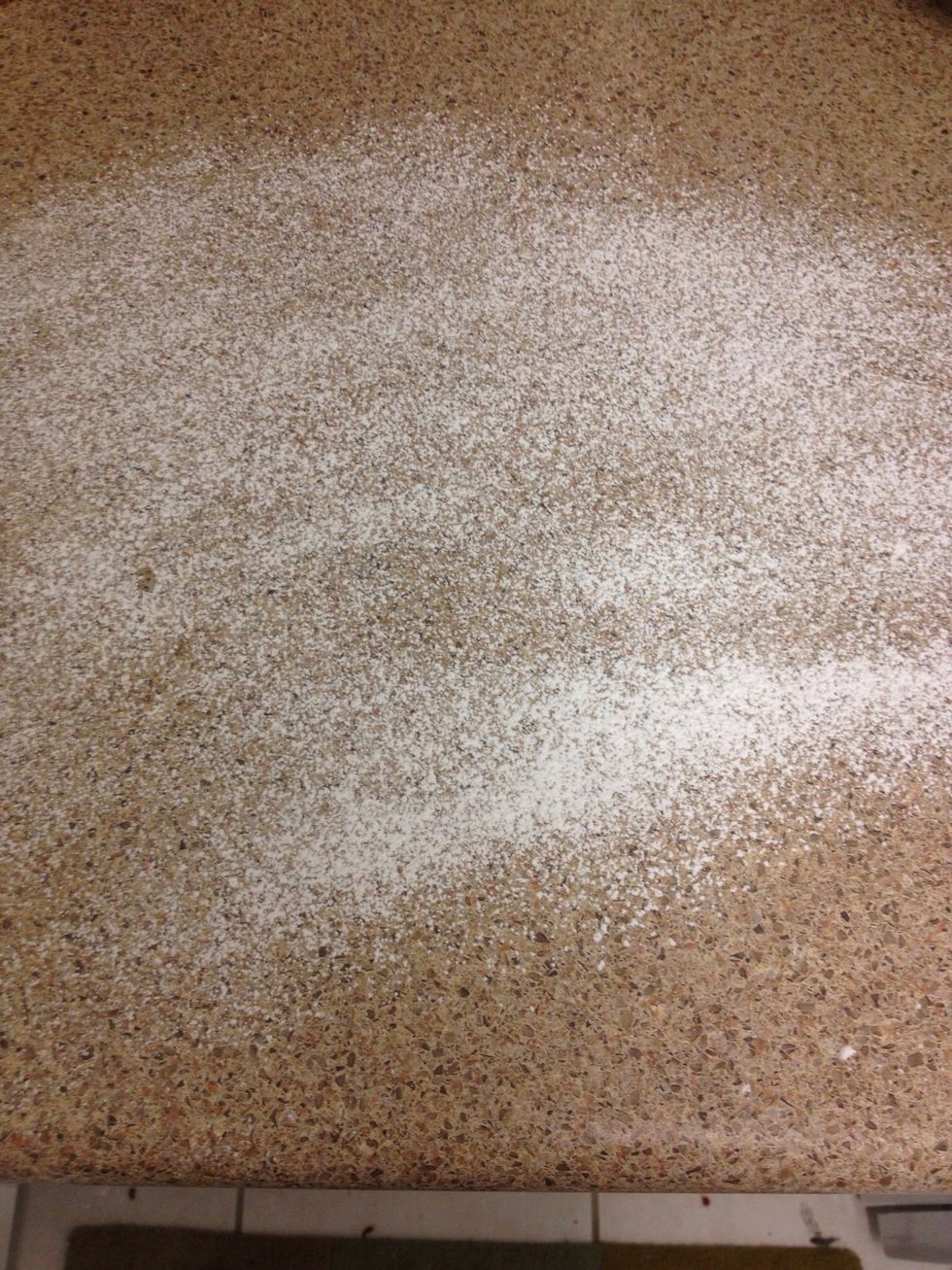 Dust flat surface with confectioners sugar and flip pan over to release marshmallow. If required, run a sharp knife around the outside to help the marshmallow release.