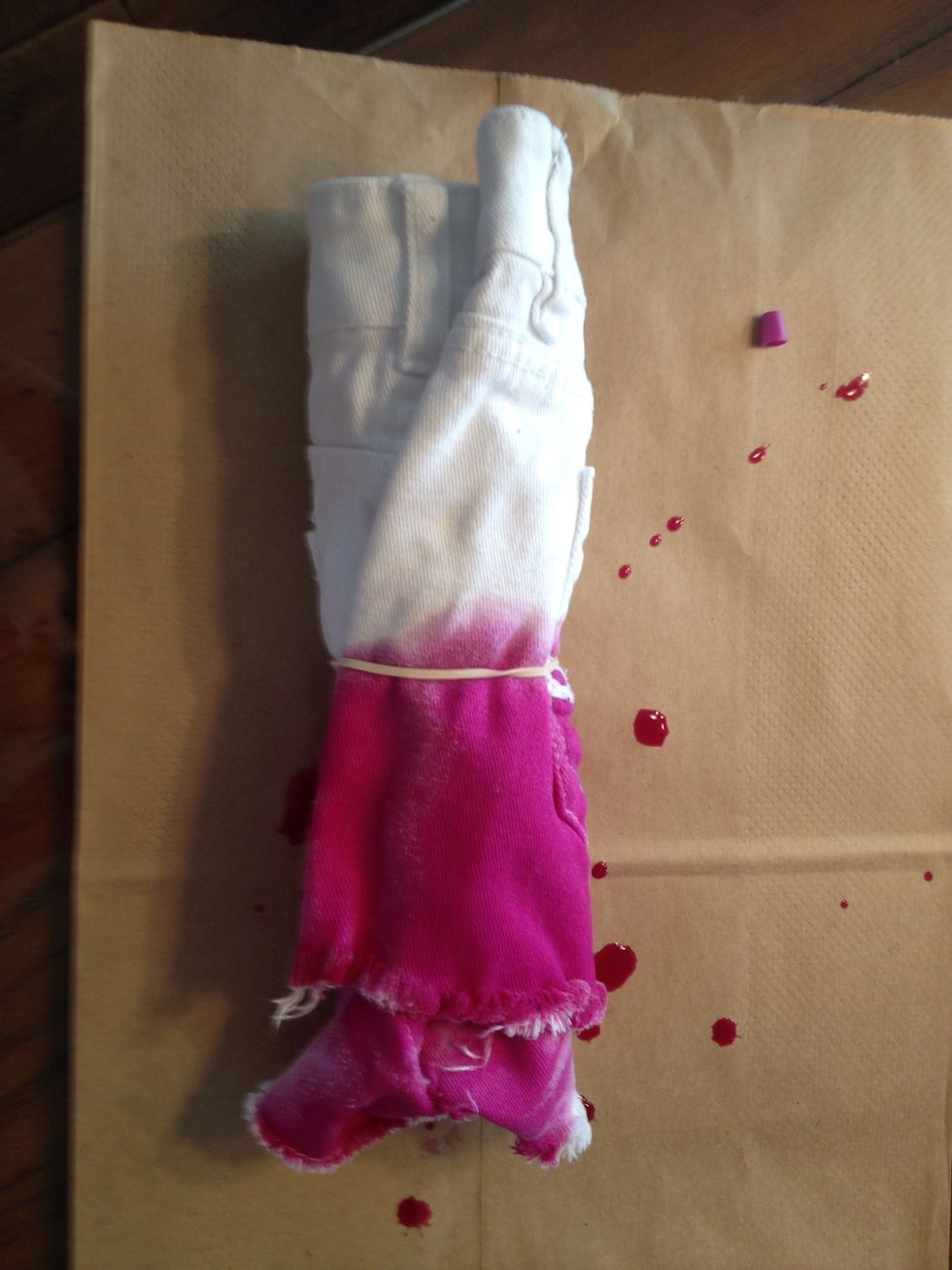 Dye the outside portion of rolled shorts