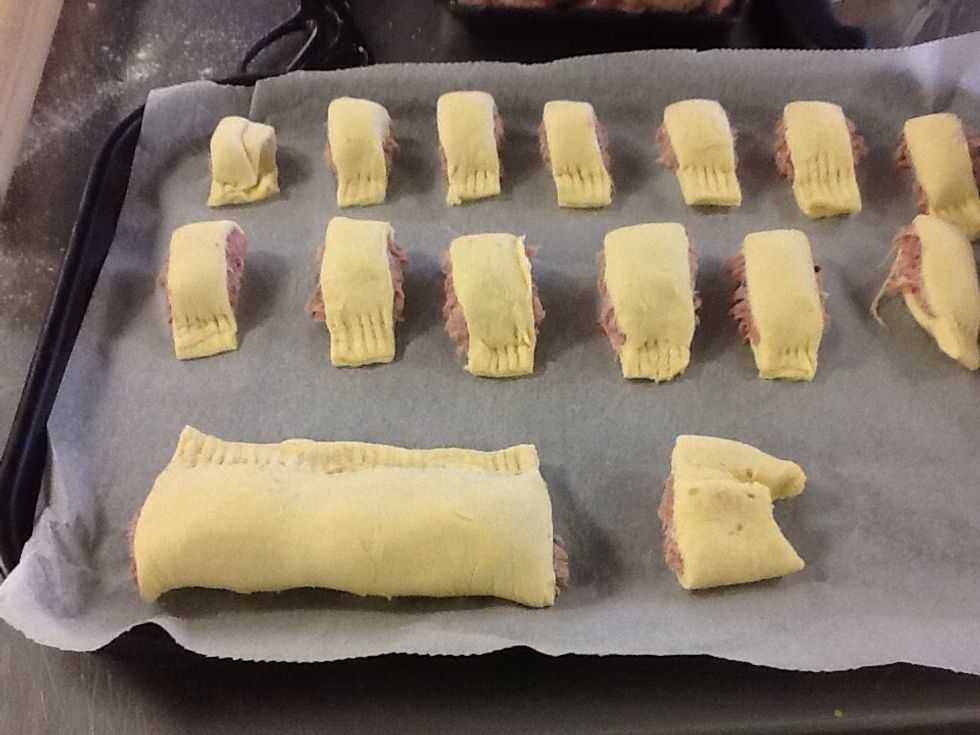 Egg wash all over and bake in the oven for 20-25 minutes on 180-200 degrees