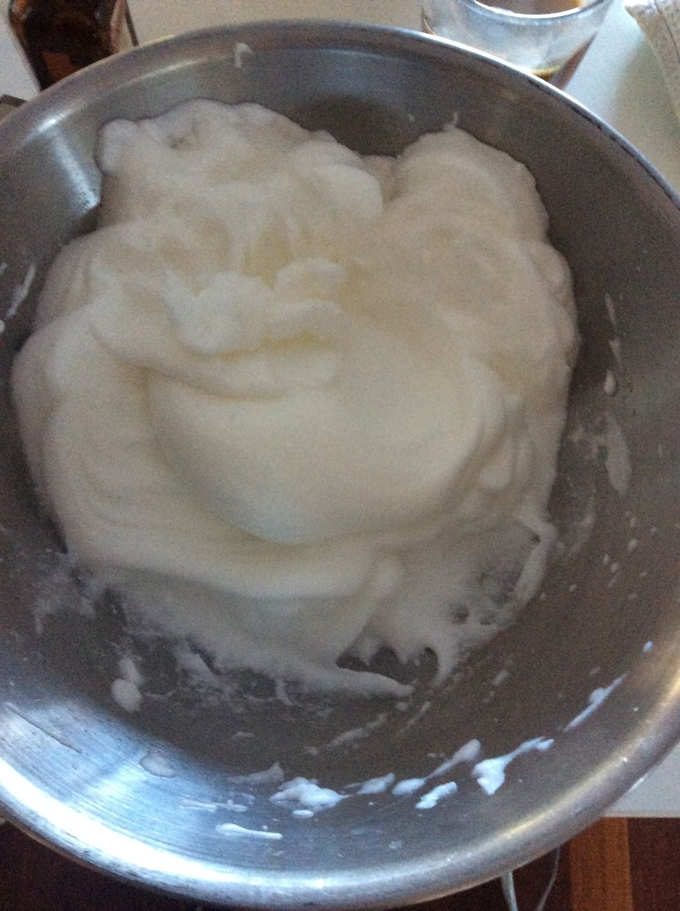 Egg white peaks