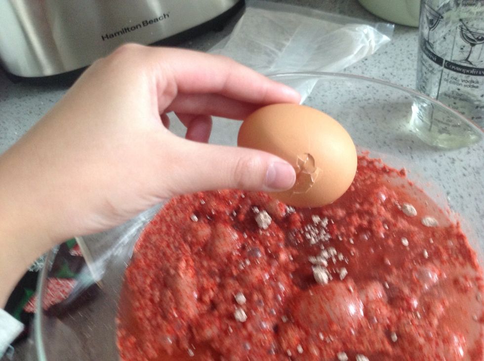 Eggs. It looks like I'm putting the whole thing in, she'll and all, but DONT.