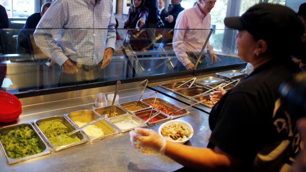 El servicio es como un buffet.