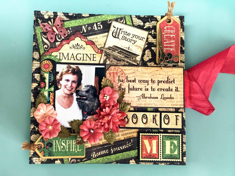 Embellish with flowers, leaves and whatever you wish and that's it for the front cover.