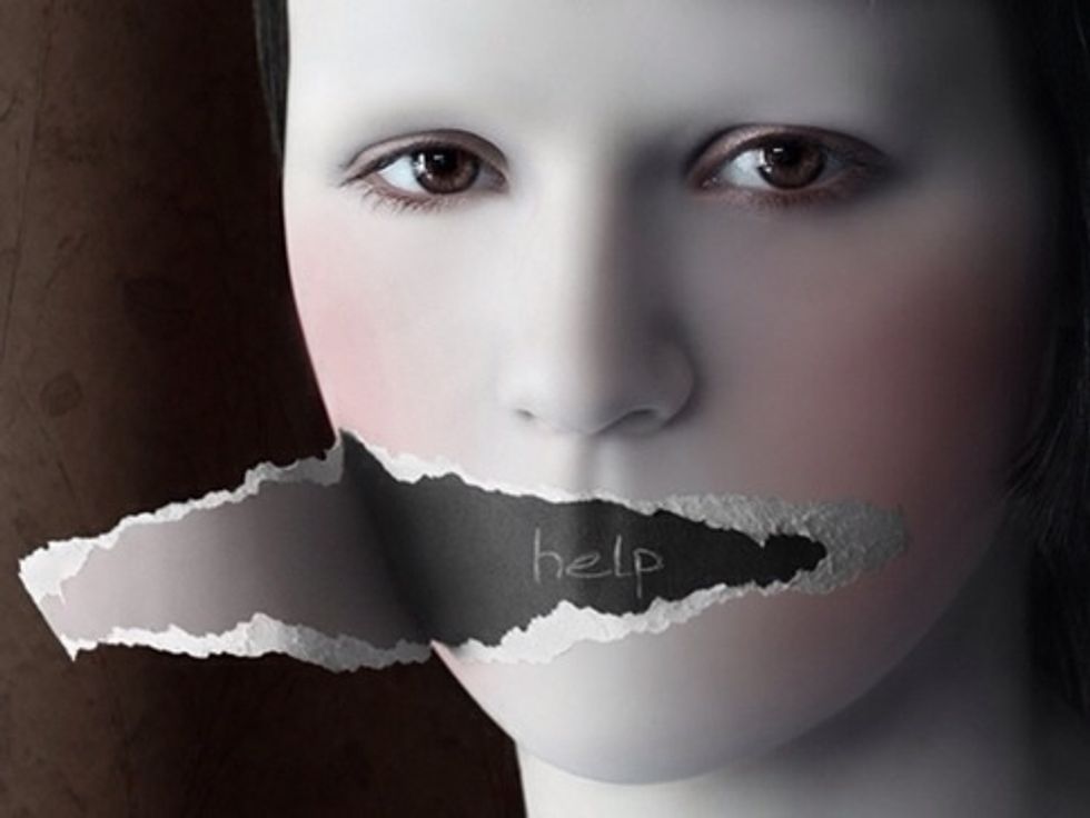 En fin no te quedes callado y promueve esta informaci\u00f3n, trata de ayudar a los que te necesitan y ten consciente que esto es malo para todos y muy doloroso, f\u00edsica y mentalmente