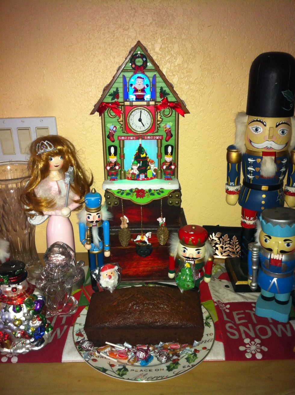 enjoy... rum cake .. easy and delicious!!!