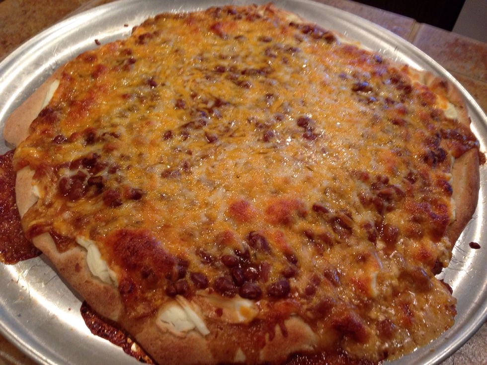 Enjoy this juicy pizza with a fork!