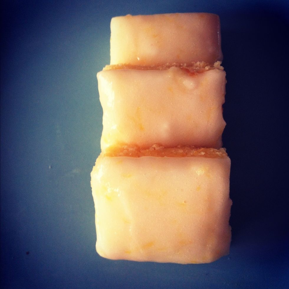 Enjoy your lemon brownies!