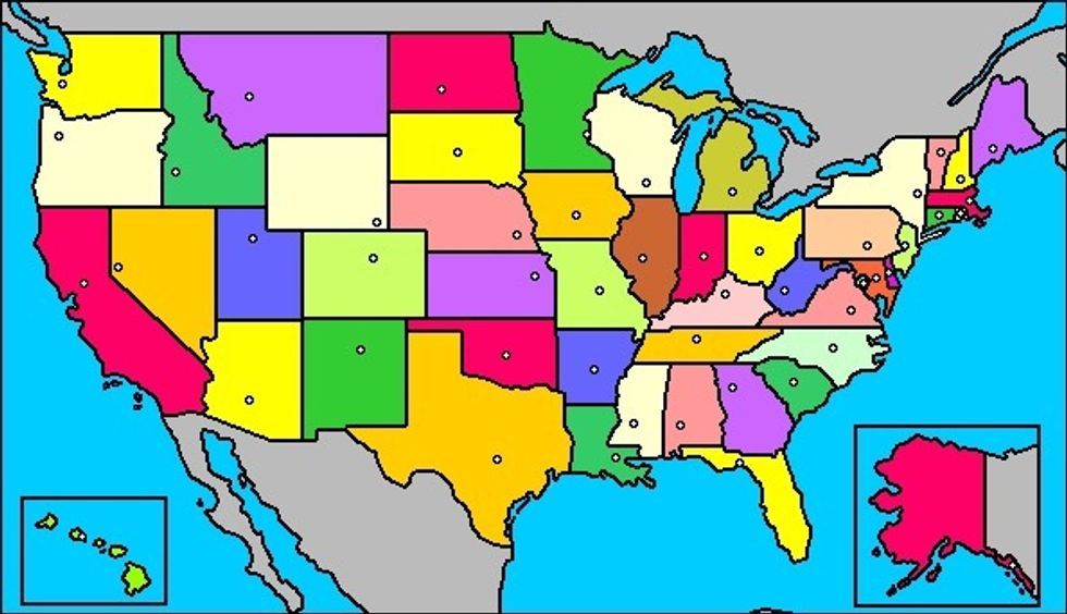 Est\u00e1 conformado por 51 estados.