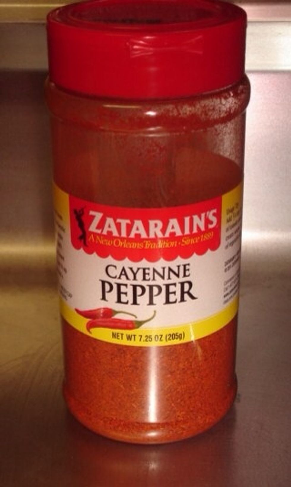 Example 2: A spice rich in vitamin K. Each tablespoon contains 5% of daily value. Benefits: promotes blood flow and reduces blood pressure and is a powerful tool in fighting colds.