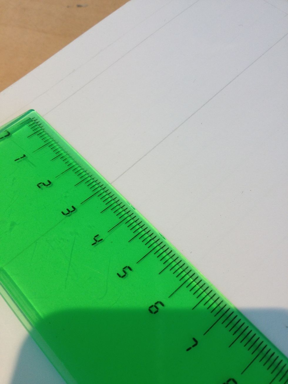 Example: mine size was 80. So the sum is 80 X 0,376 = 30 mm. With that size you can draw another line: your under line of your character.