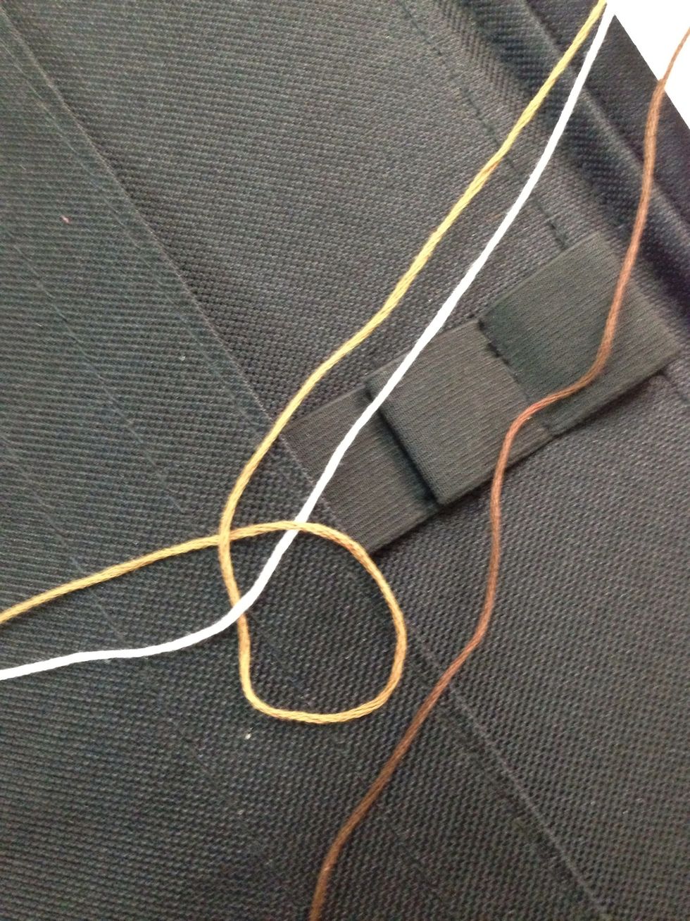 Example: tie to the left...