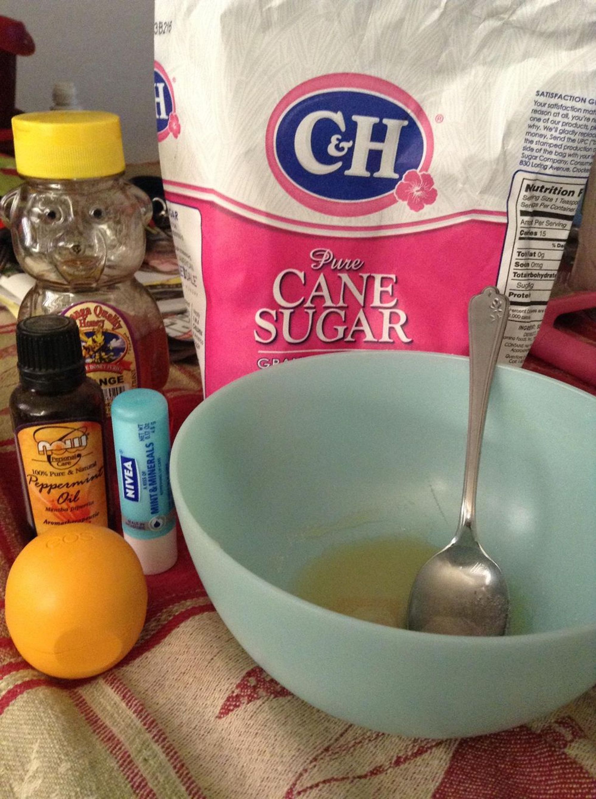 How to make your own lip scrub B+C Guides