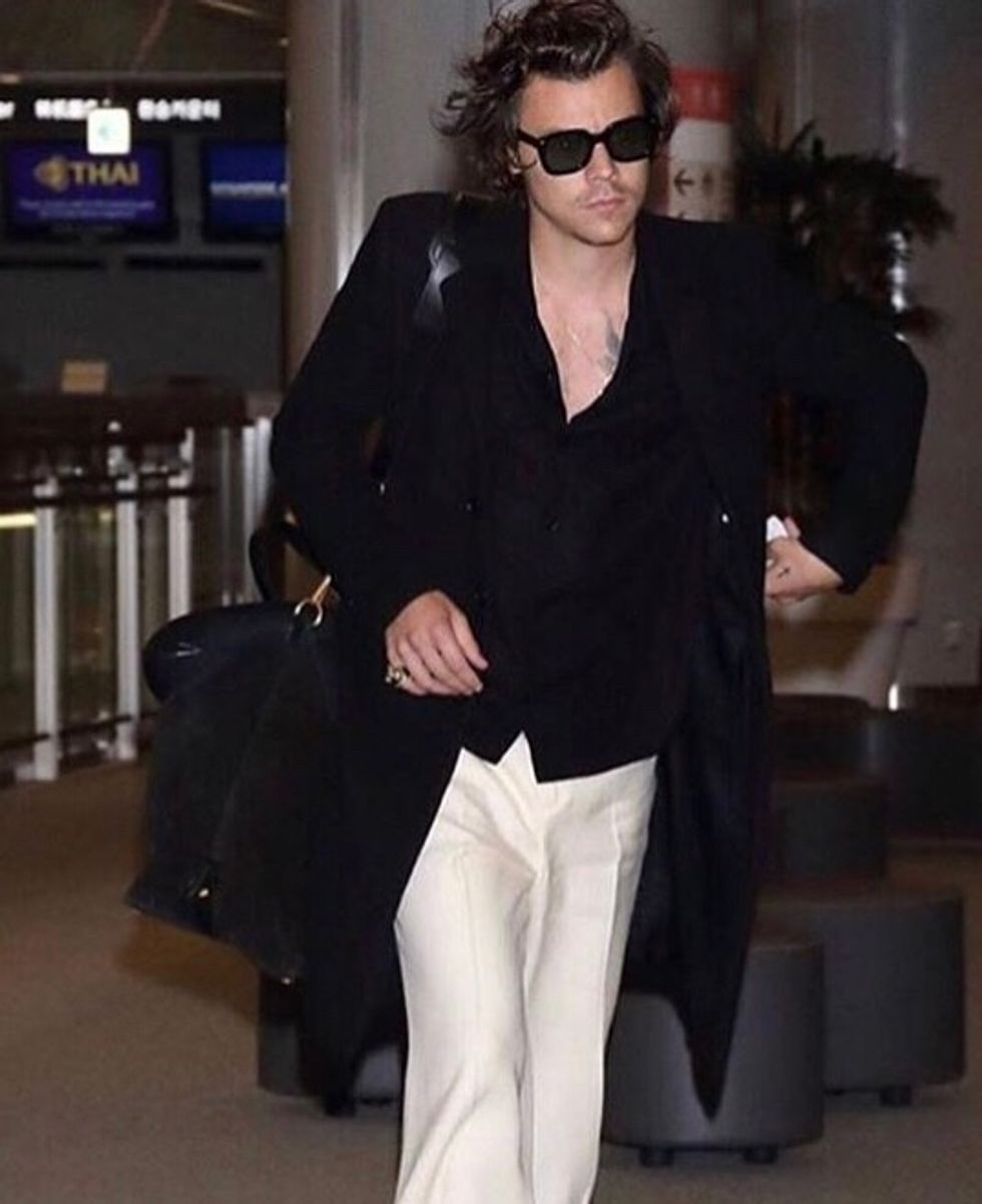 How to dress like harry styles - B+C Guides