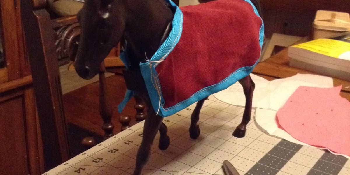 how-to-sew-a-breyer-horse-blanket-b-c-guides