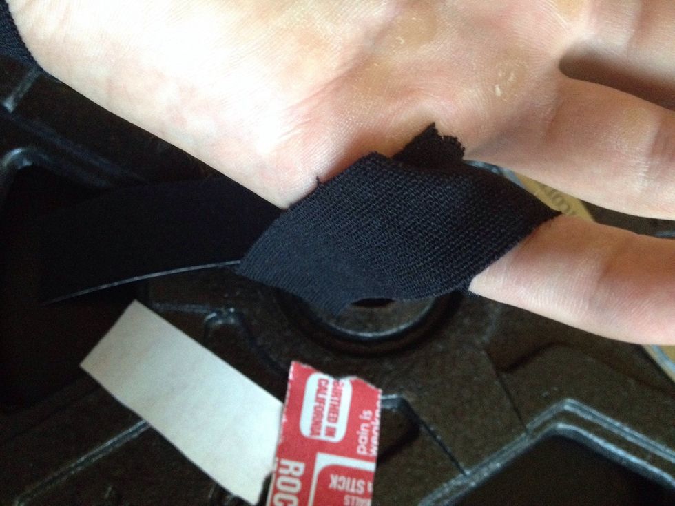 How to use rocktape hand & wrist application B+C Guides