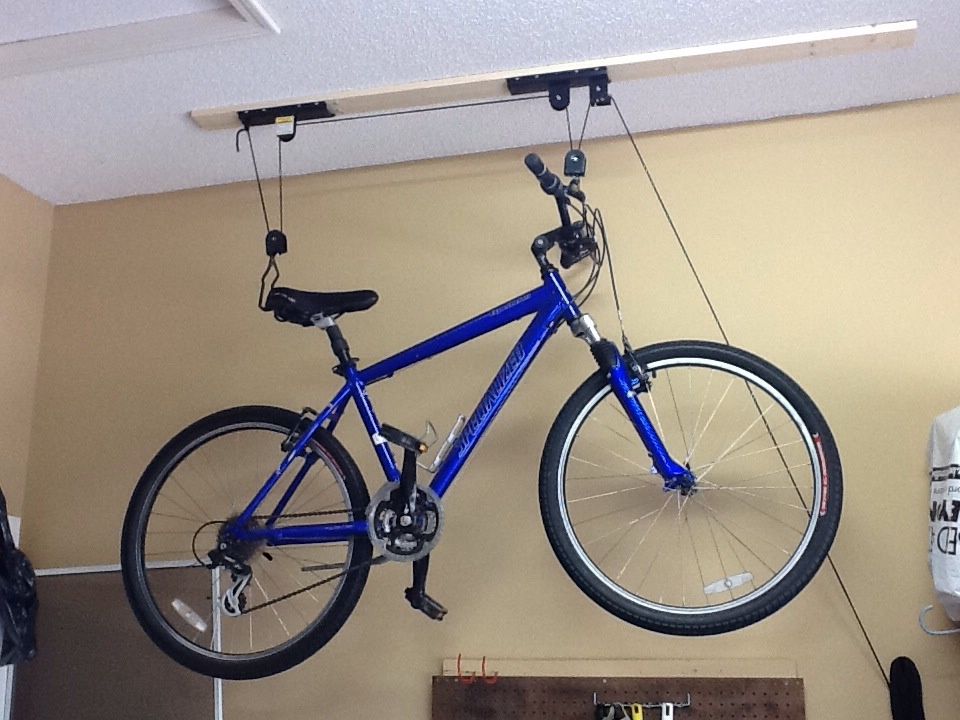 Diy best sale bike hoist